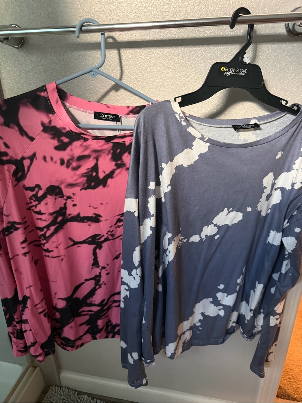 Camisa Pink & Grey Tie-Dye Top - Women’s size XL -  2 pack-